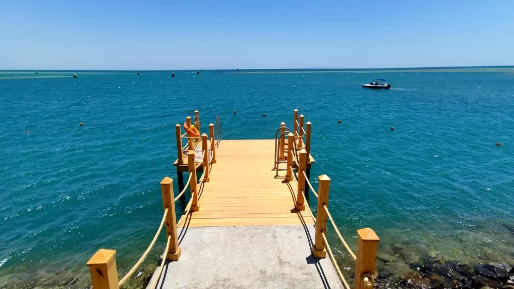 الفندق ثرى كورنرز أوشن فيو - الجونة